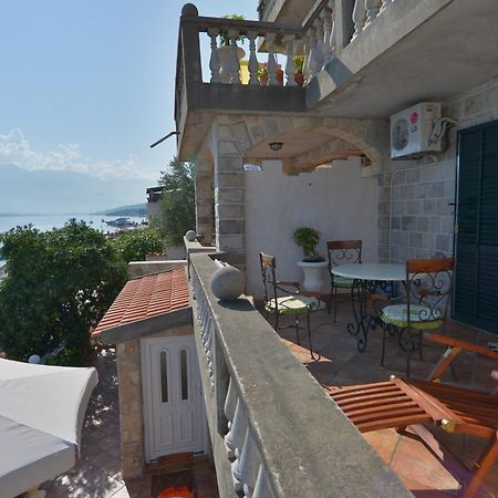 Apartments Palace Mira Mare Тиват Стая снимка