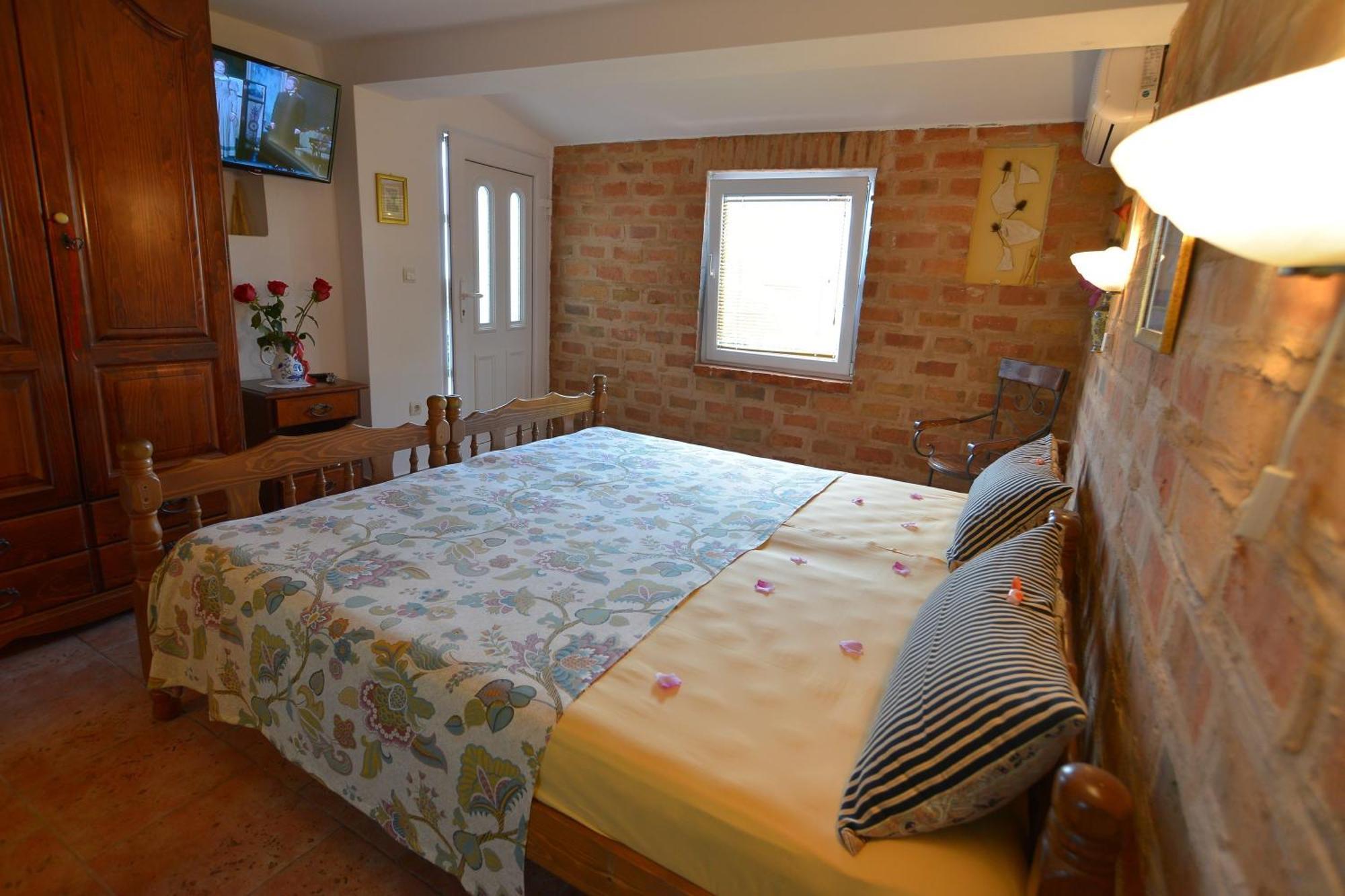 Apartments Palace Mira Mare Тиват Стая снимка