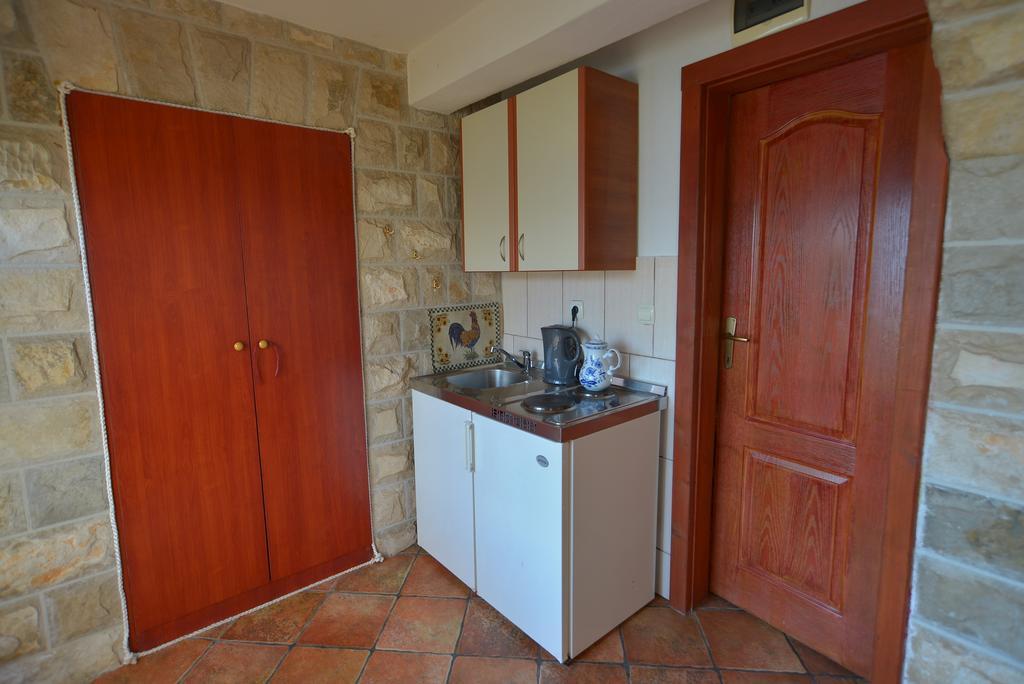 Apartments Palace Mira Mare Тиват Стая снимка
